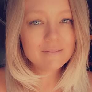 Meet your Posher, Elena